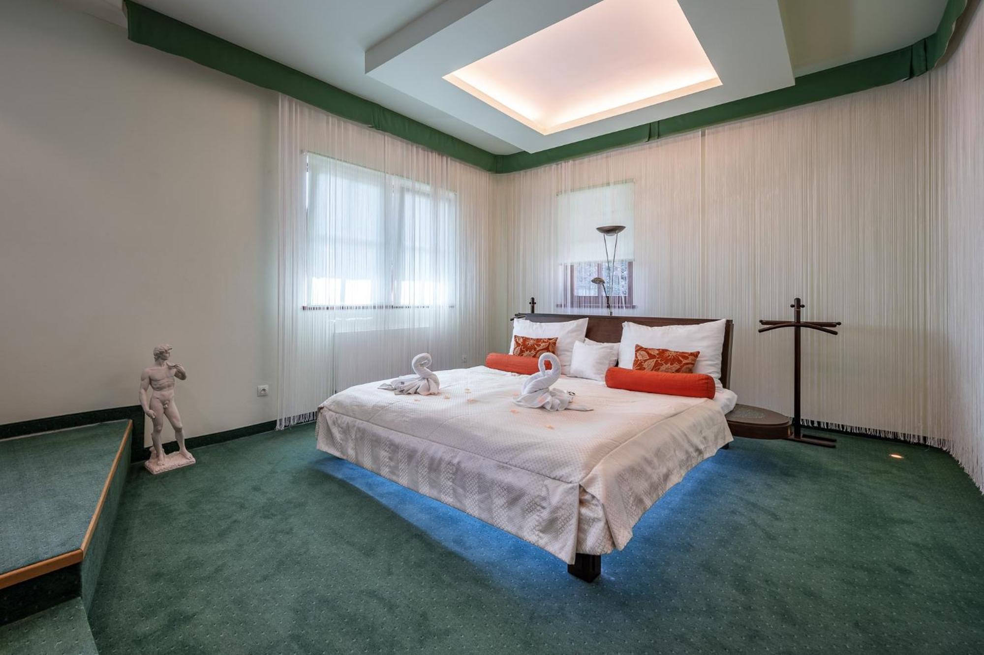 Hotel Studanka Rychnov nad Kneznou Extérieur photo